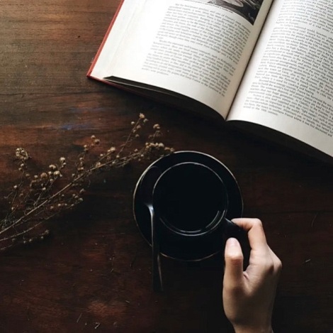 7 книг, которые помогут справиться с жизненными трудностями — блог Storyport
