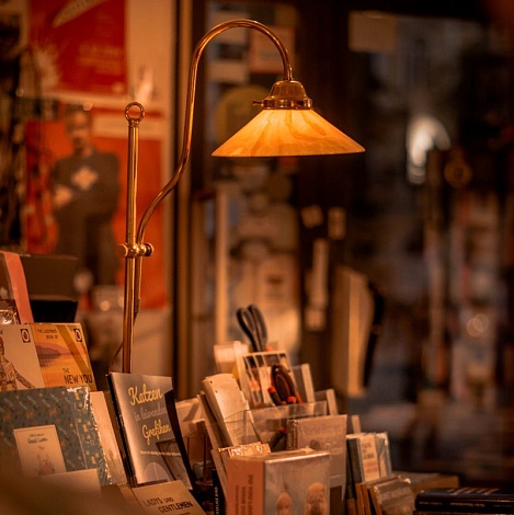 10 отличных книг, действие в которых связано с книжными магазинами — блог Storyport